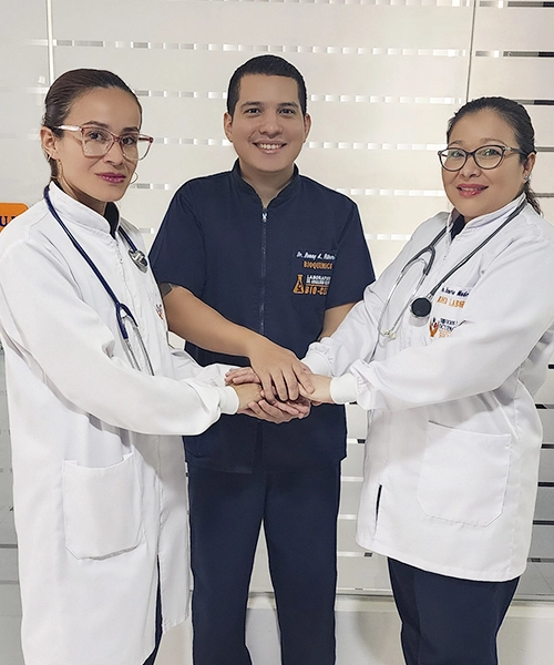 Equipo de Servicios Médicos Ocupacional Bio-Cell en Santa Cruz