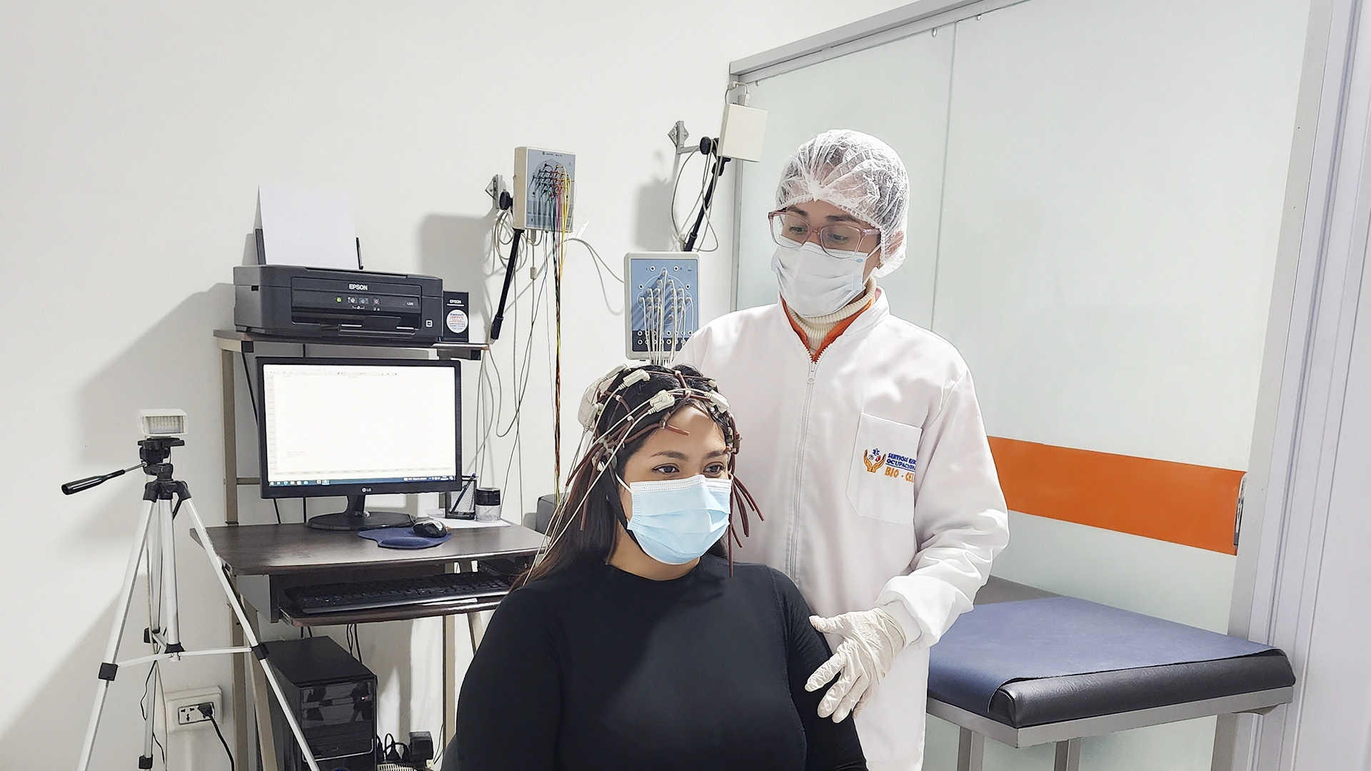 Equipo de profesionales de Servicios Médicos Ocupacional Bio-Cell en Santa Cruz de la Sierra